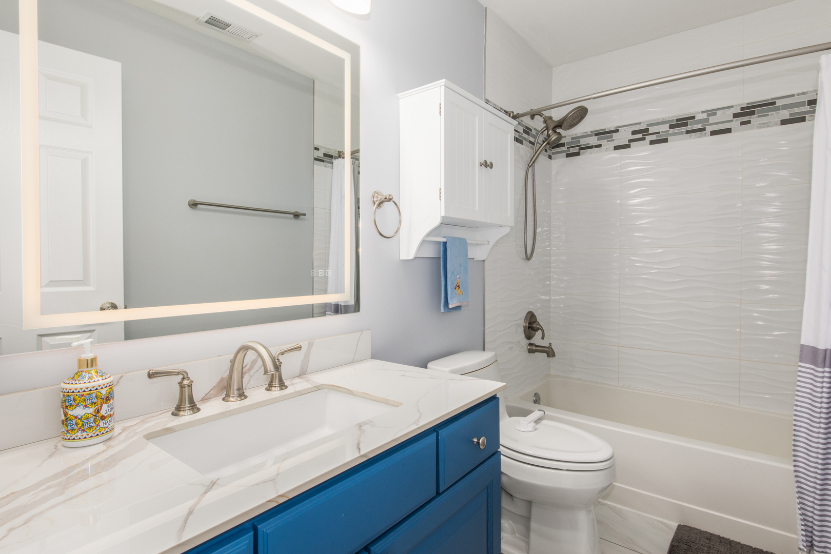 770 Lambert Lane #96-6, Bartlett, IL 60103