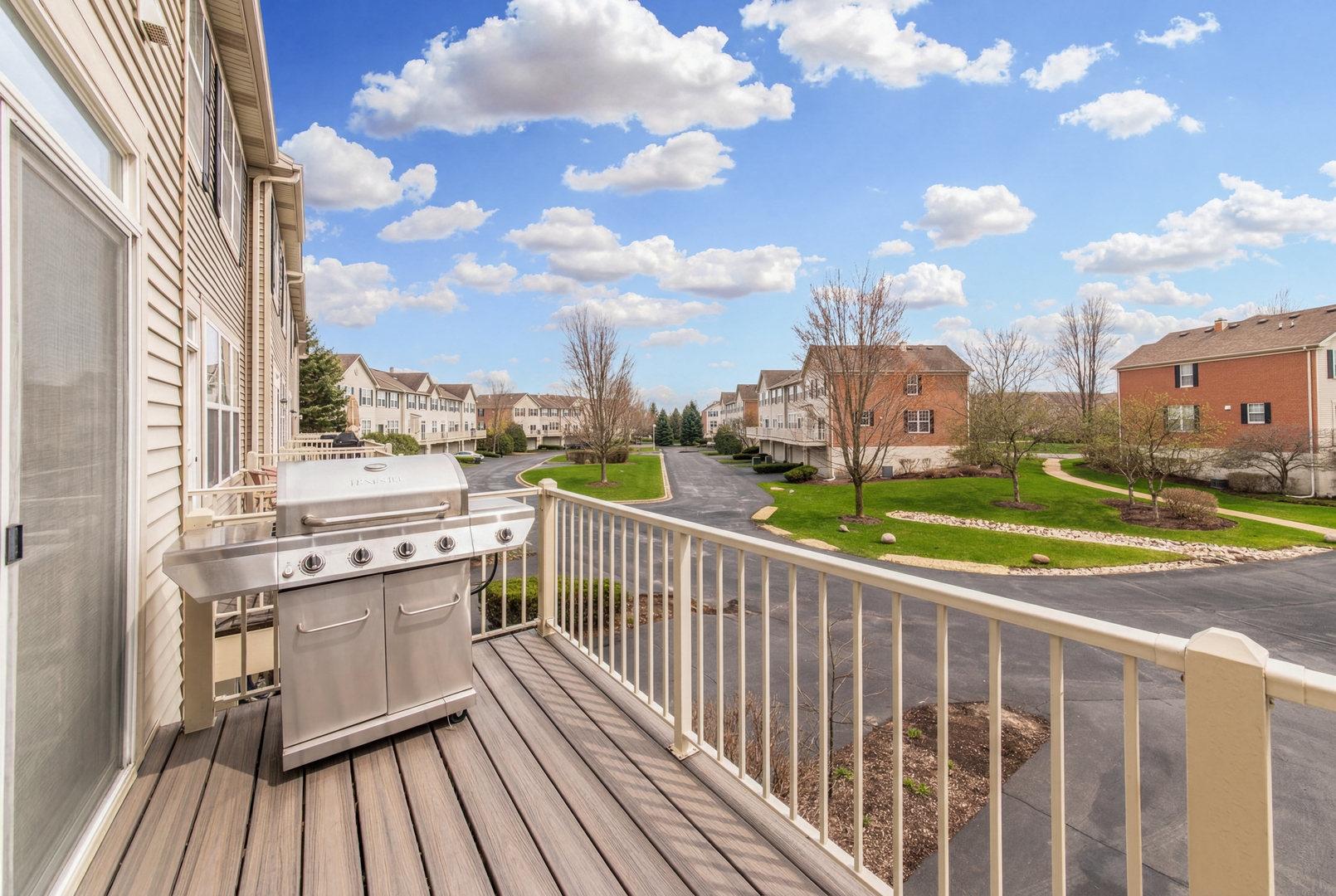 770 Lambert Lane #96-6, Bartlett, IL 60103