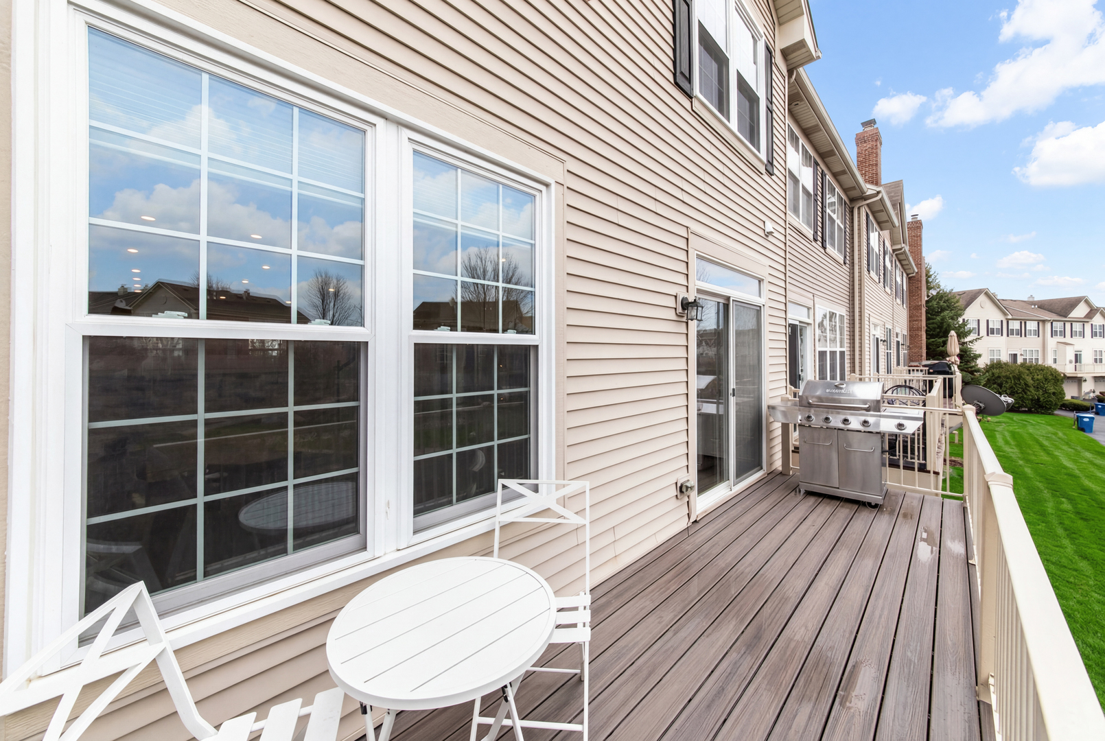 770 Lambert Lane #96-6, Bartlett, IL 60103