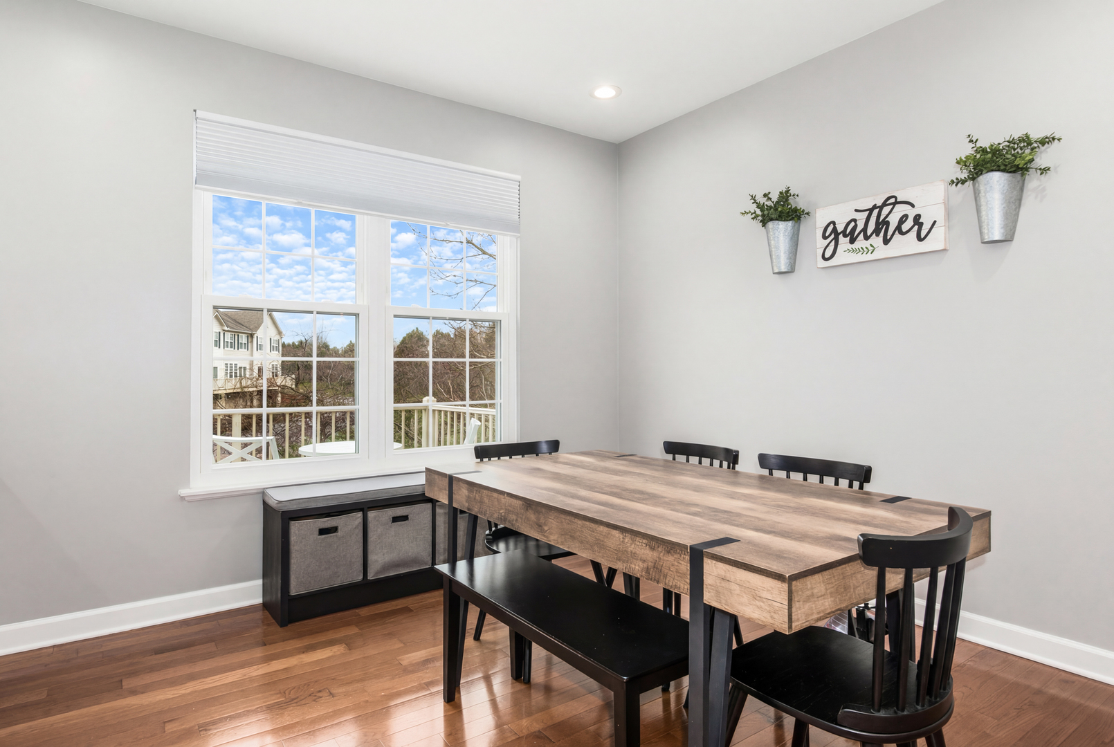 770 Lambert Lane #96-6, Bartlett, IL 60103