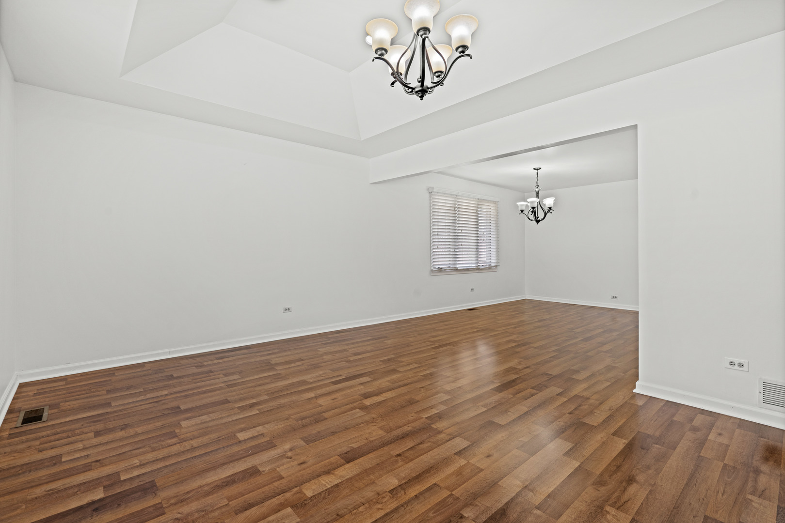 16527 Orange Avenue, Orland Park, IL 60467