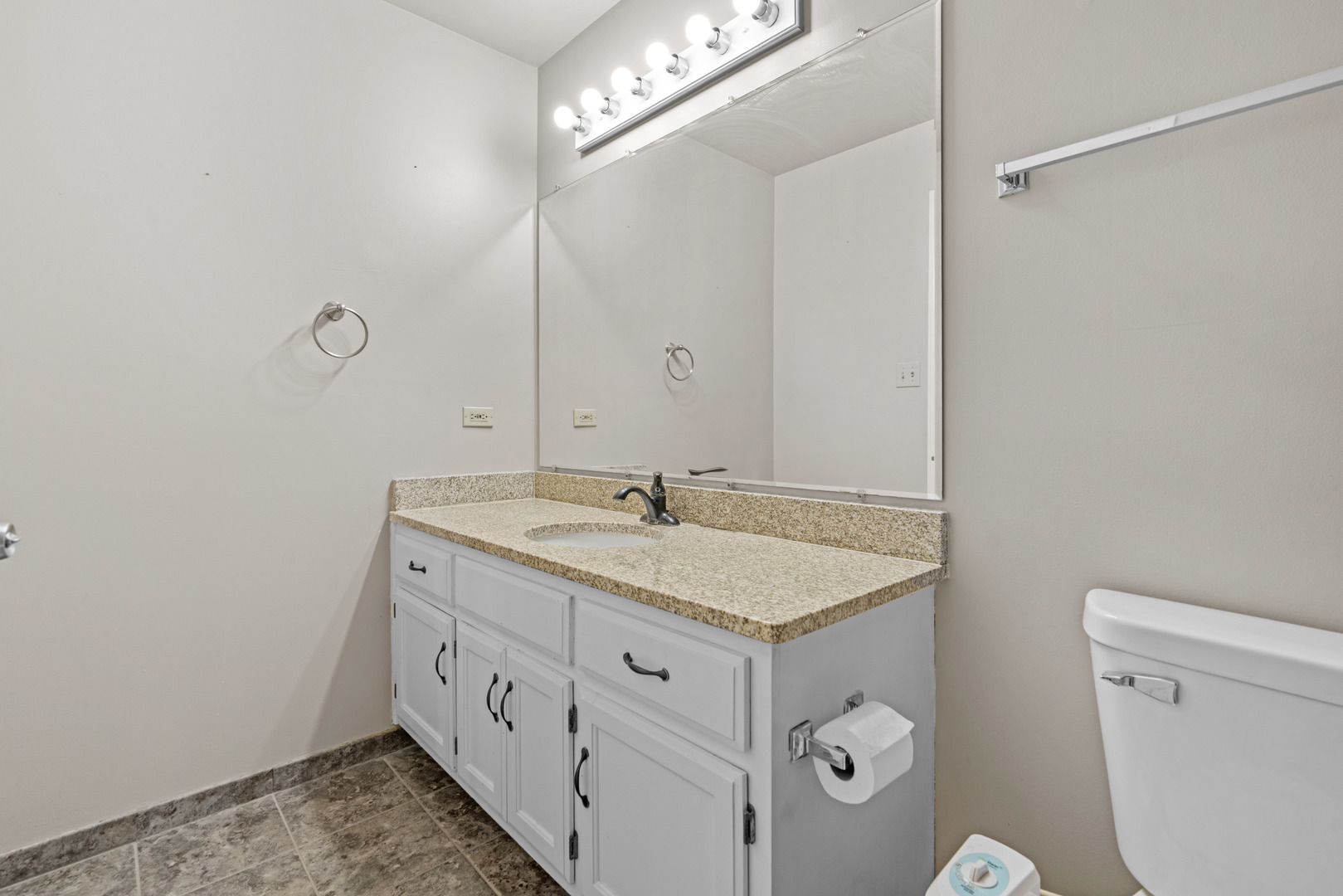 16527 Orange Avenue, Orland Park, IL 60467