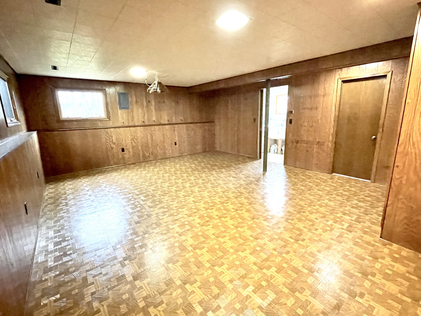 38w480 McDonald Road, Elgin, IL 60124