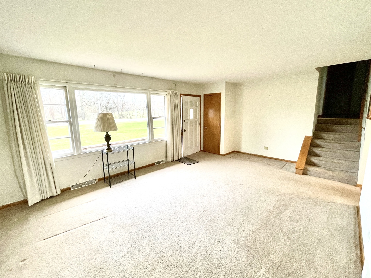 38w480 McDonald Road, Elgin, IL 60124