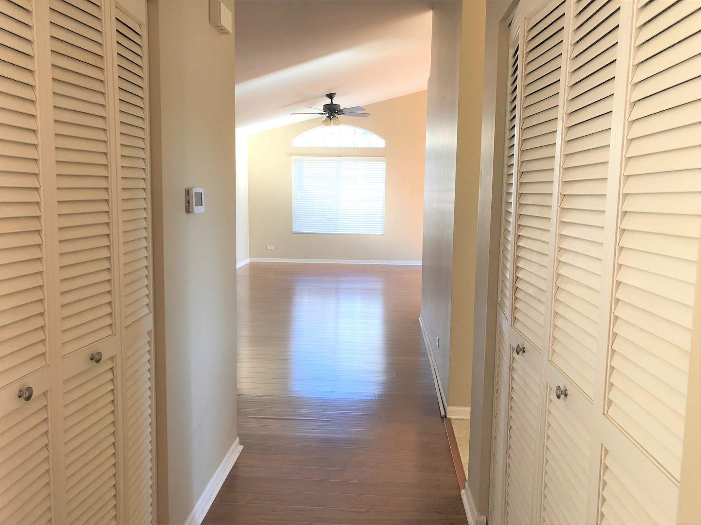 1609 Fredericksburg Lane #1609, Aurora, IL 60503