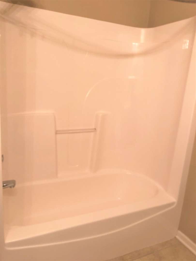 1609 Fredericksburg Lane #1609, Aurora, IL 60503