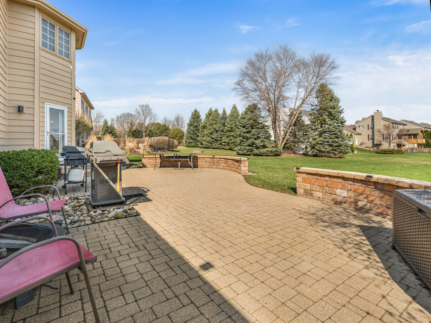 3760 Bunker Hill Drive, Algonquin, IL 60102