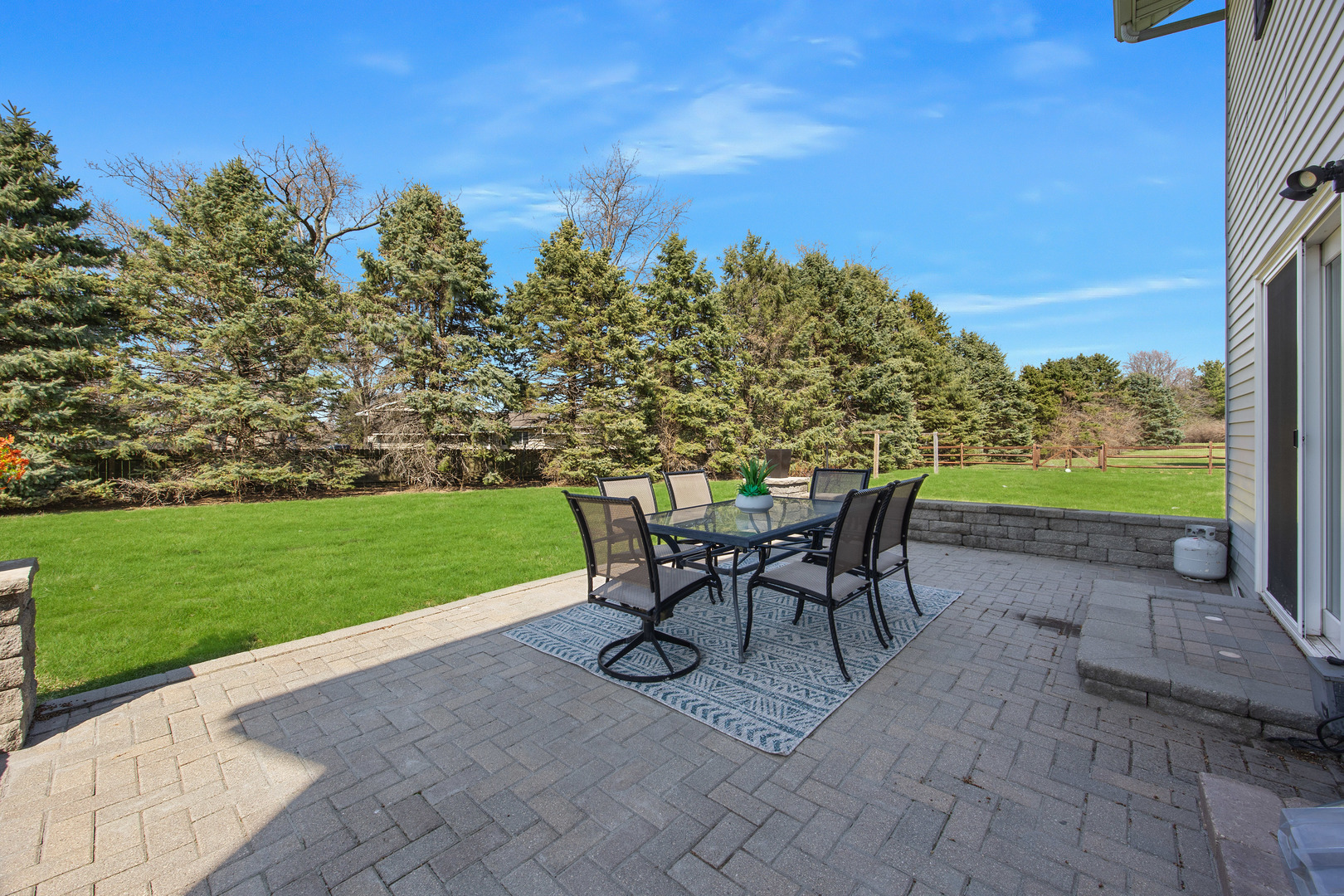 18788 US 150 Highway, Bloomington, IL 61705