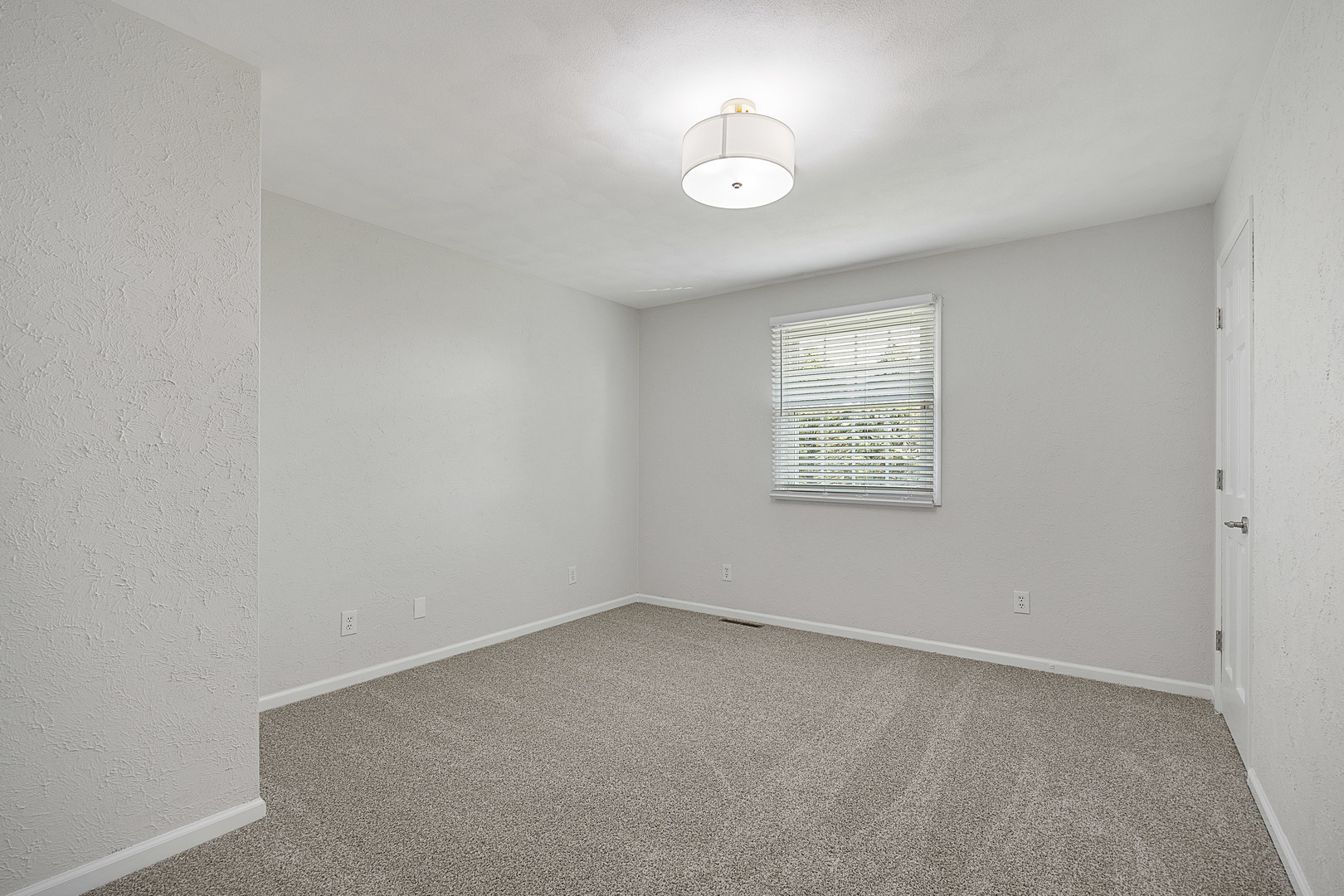 18788 US 150 Highway, Bloomington, IL 61705