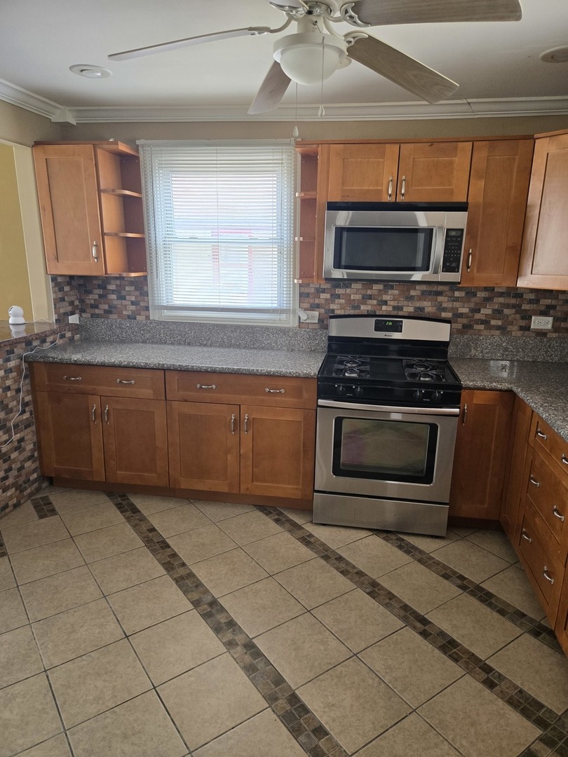 253 Mantua Street, Park Forest, IL 60466