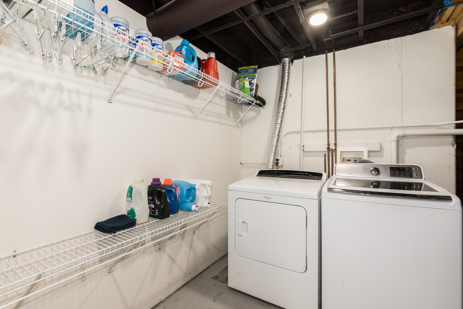 2043 Winchester Trail, Romeoville, IL 60446