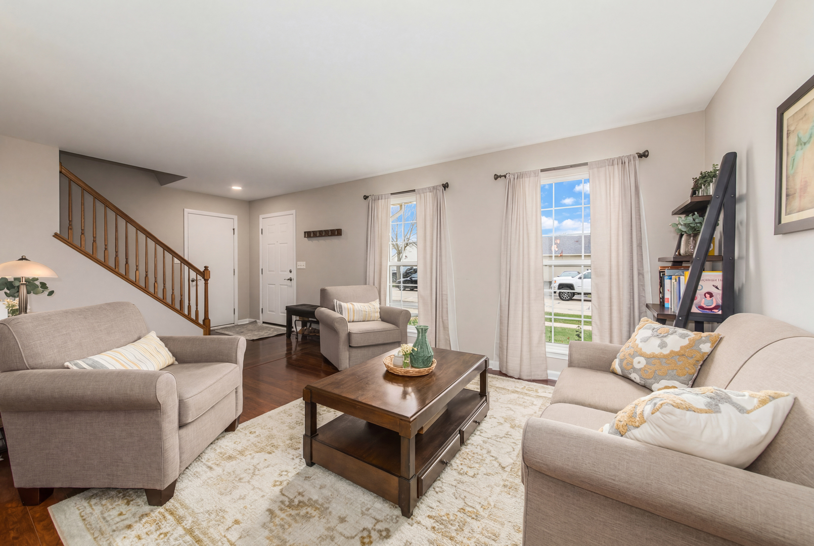 2043 Winchester Trail, Romeoville, IL 60446