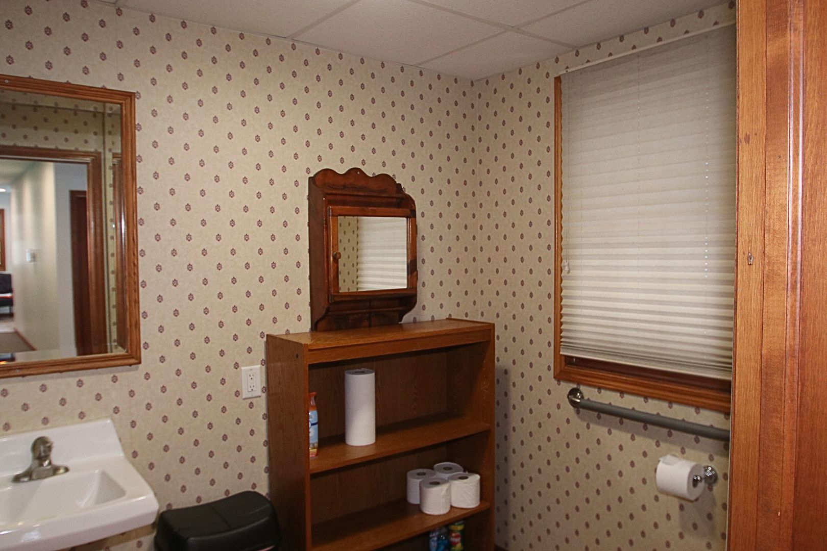 34 W Grand Avenue #102, Fox Lake, IL 60020