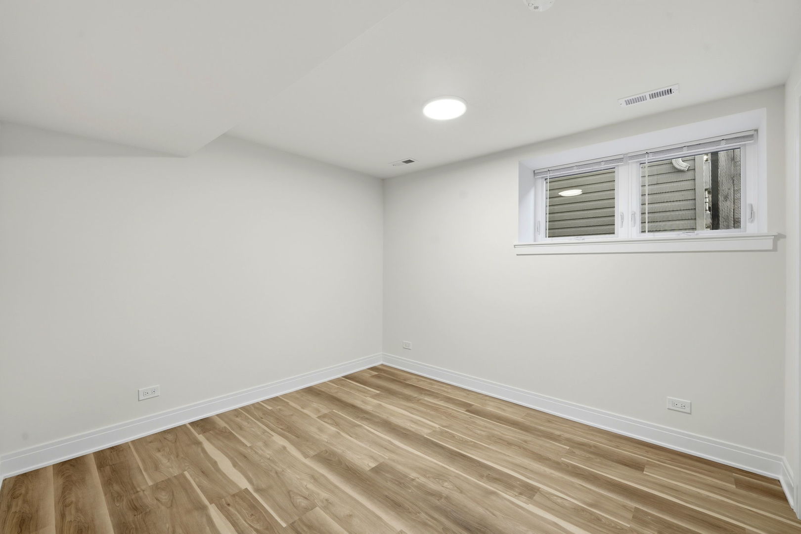 2342 N Lawndale Avenue, Chicago, IL 60647