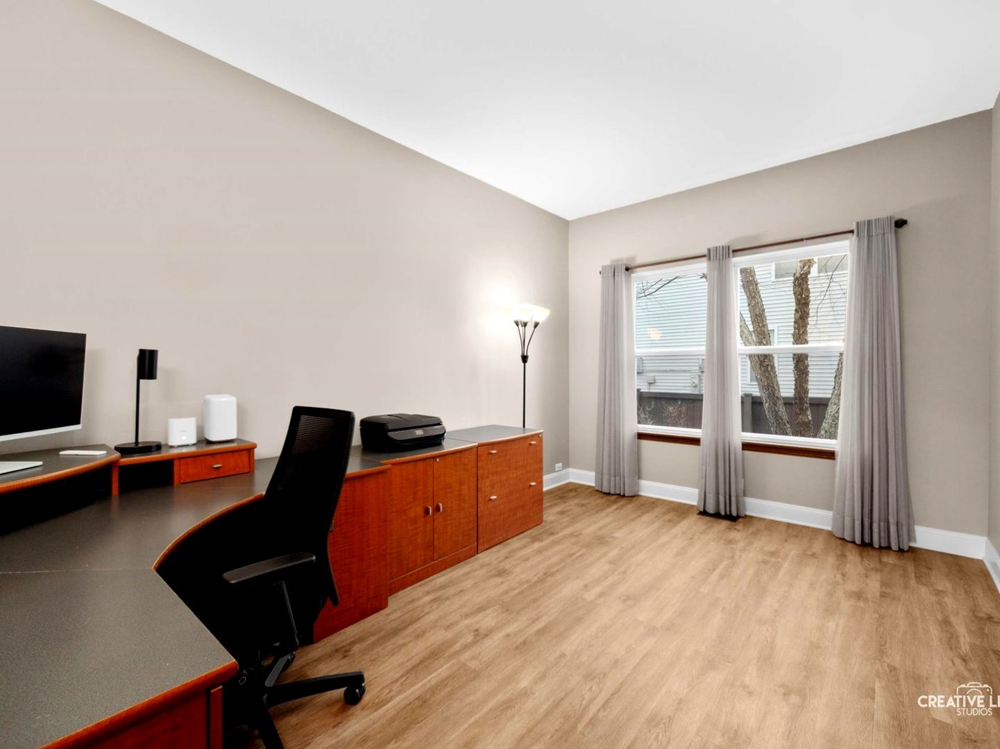 1524 W Mooseheart Road, North Aurora, IL 60542