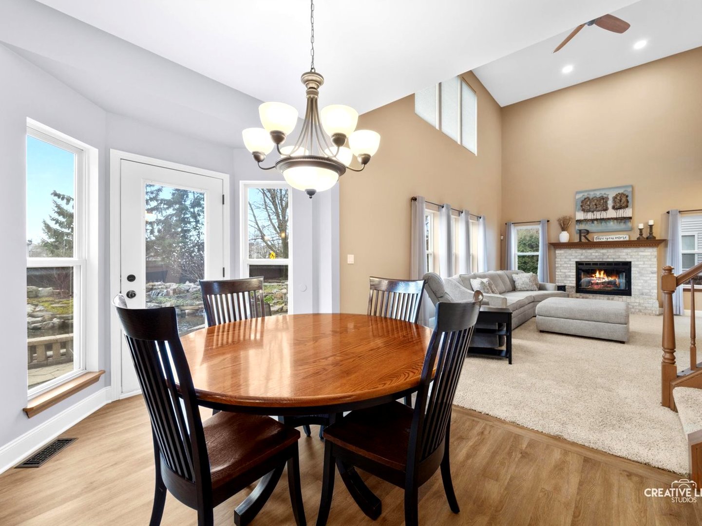 1524 W Mooseheart Road, North Aurora, IL 60542