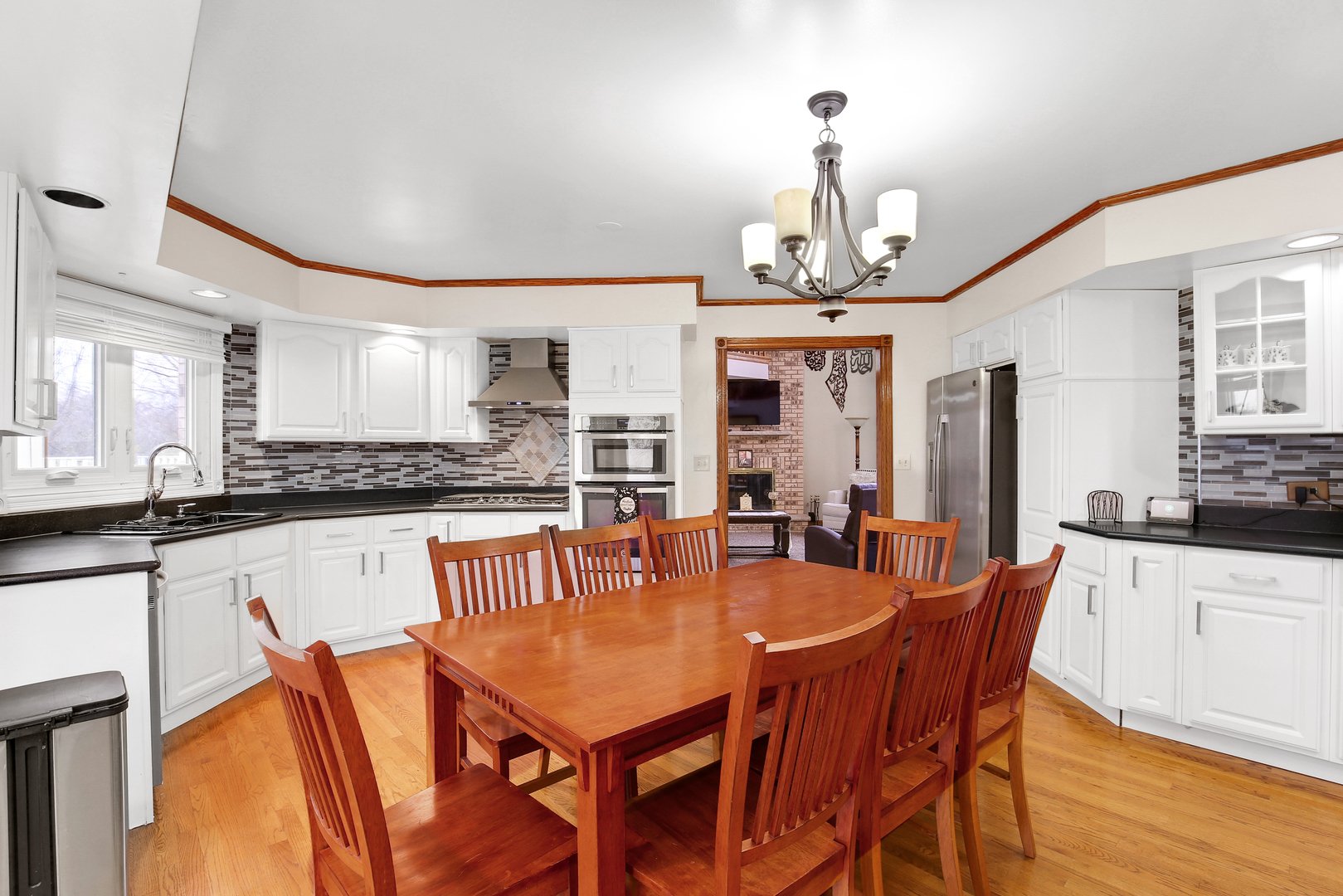 6831 180th Court, Tinley Park, IL 60477