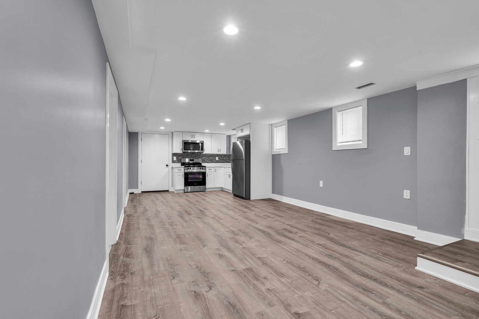 2424 W Hollywood Avenue #3, Chicago, IL 60659