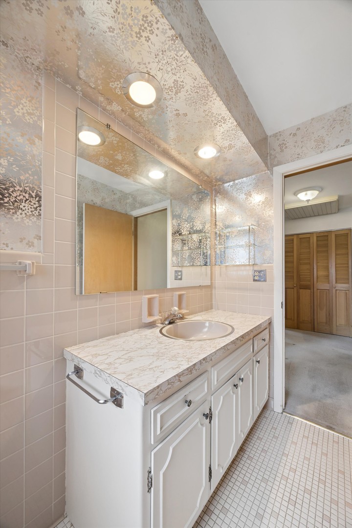 814 Jefferson Street, Hinsdale, IL 60521