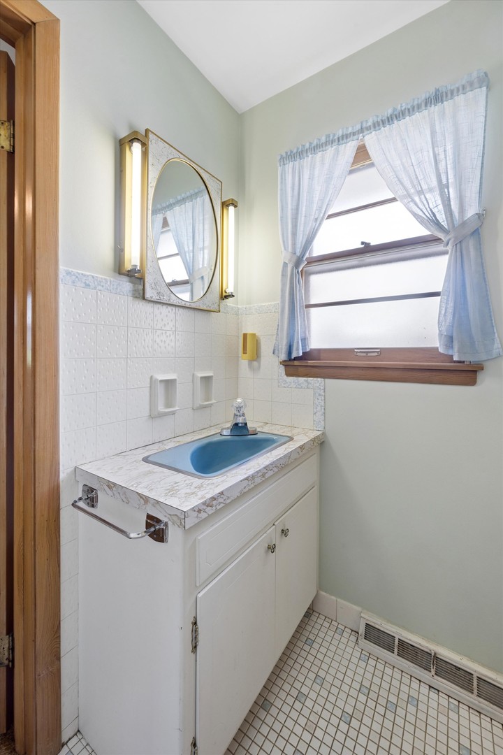 814 Jefferson Street, Hinsdale, IL 60521