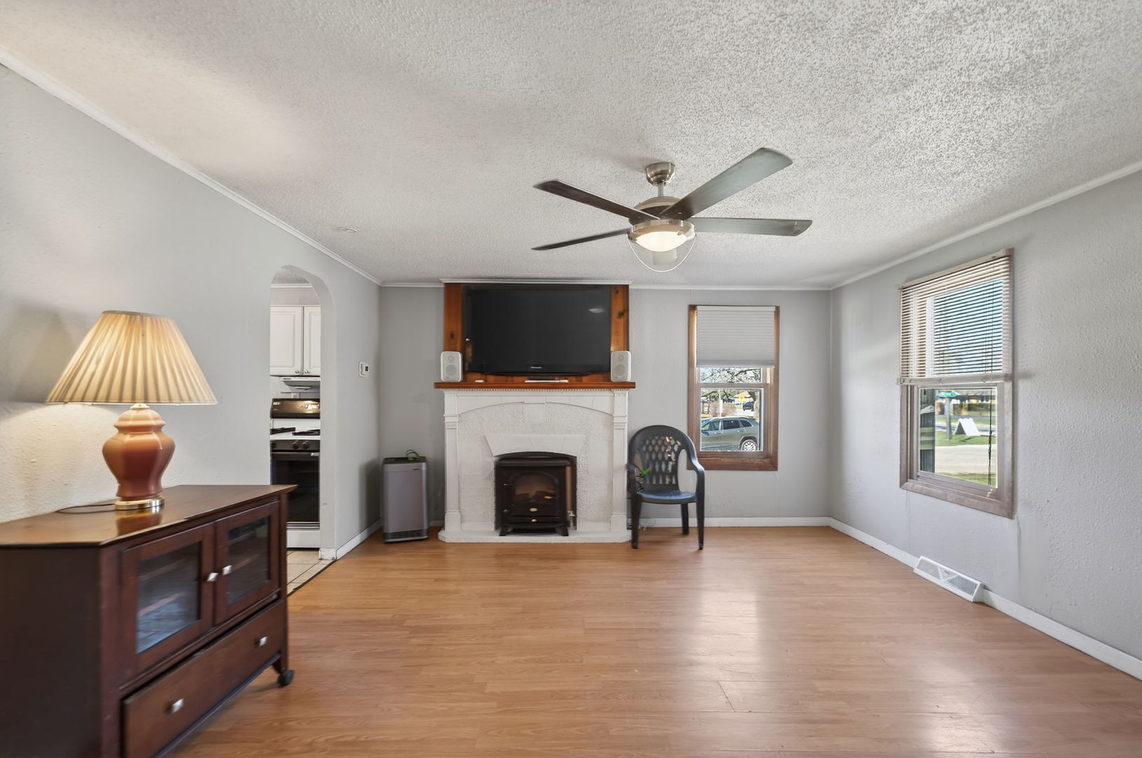 26203 W Grand Avenue, Ingleside, IL 60041