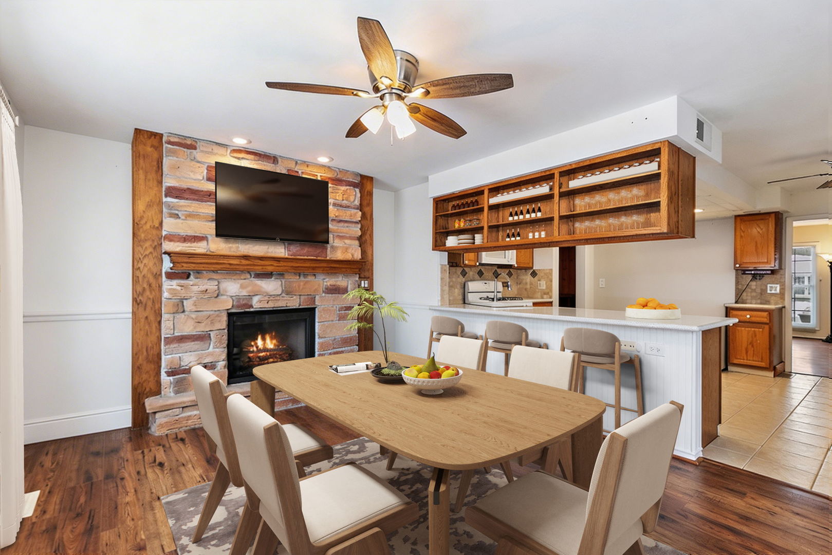 213 Villa Road, Streamwood, IL 60107