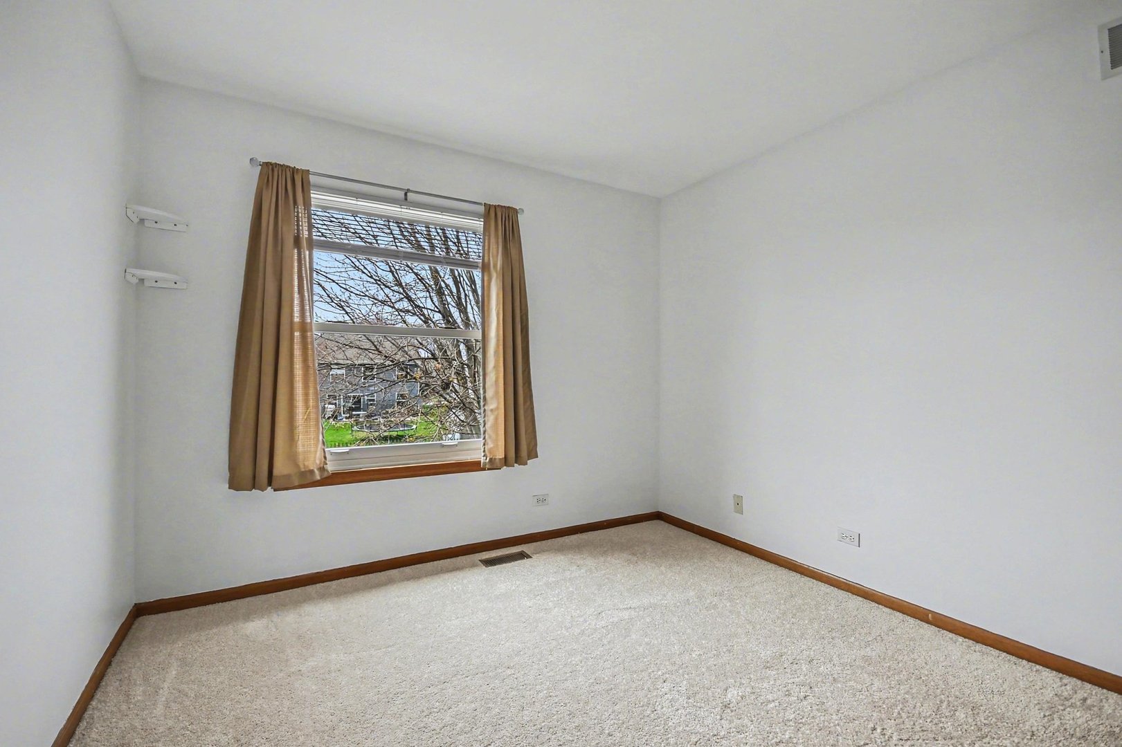 112 Seton Creek Drive, Oswego, IL 60543