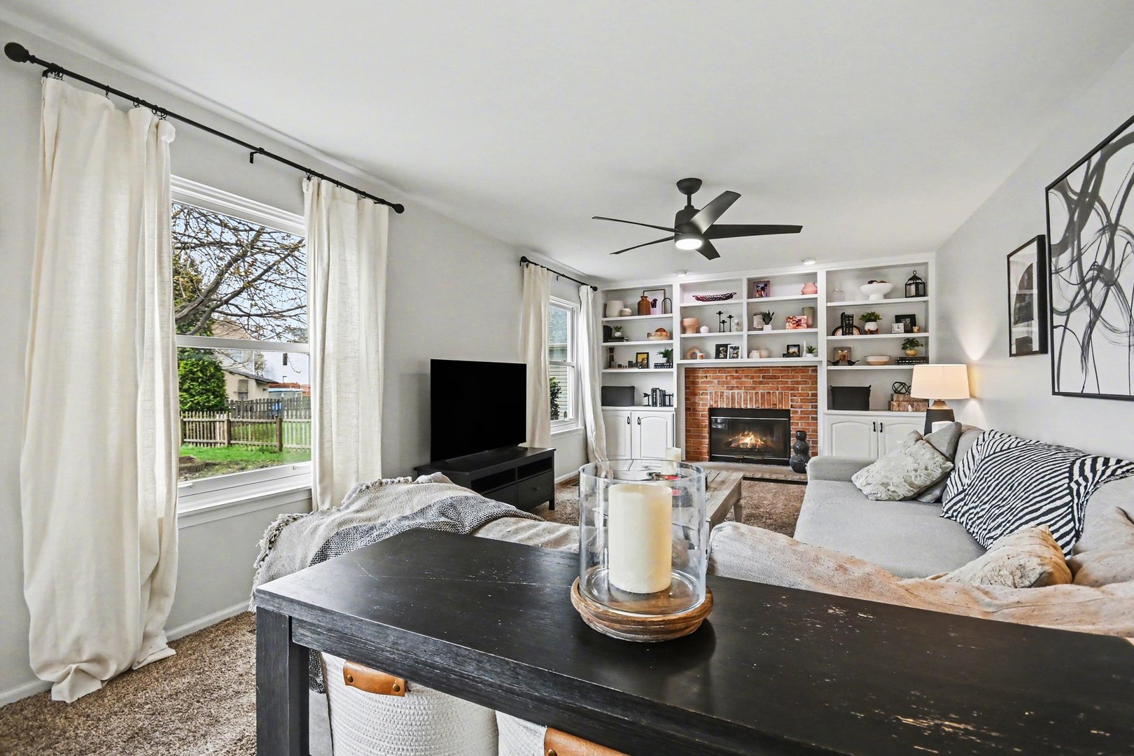 112 Seton Creek Drive, Oswego, IL 60543