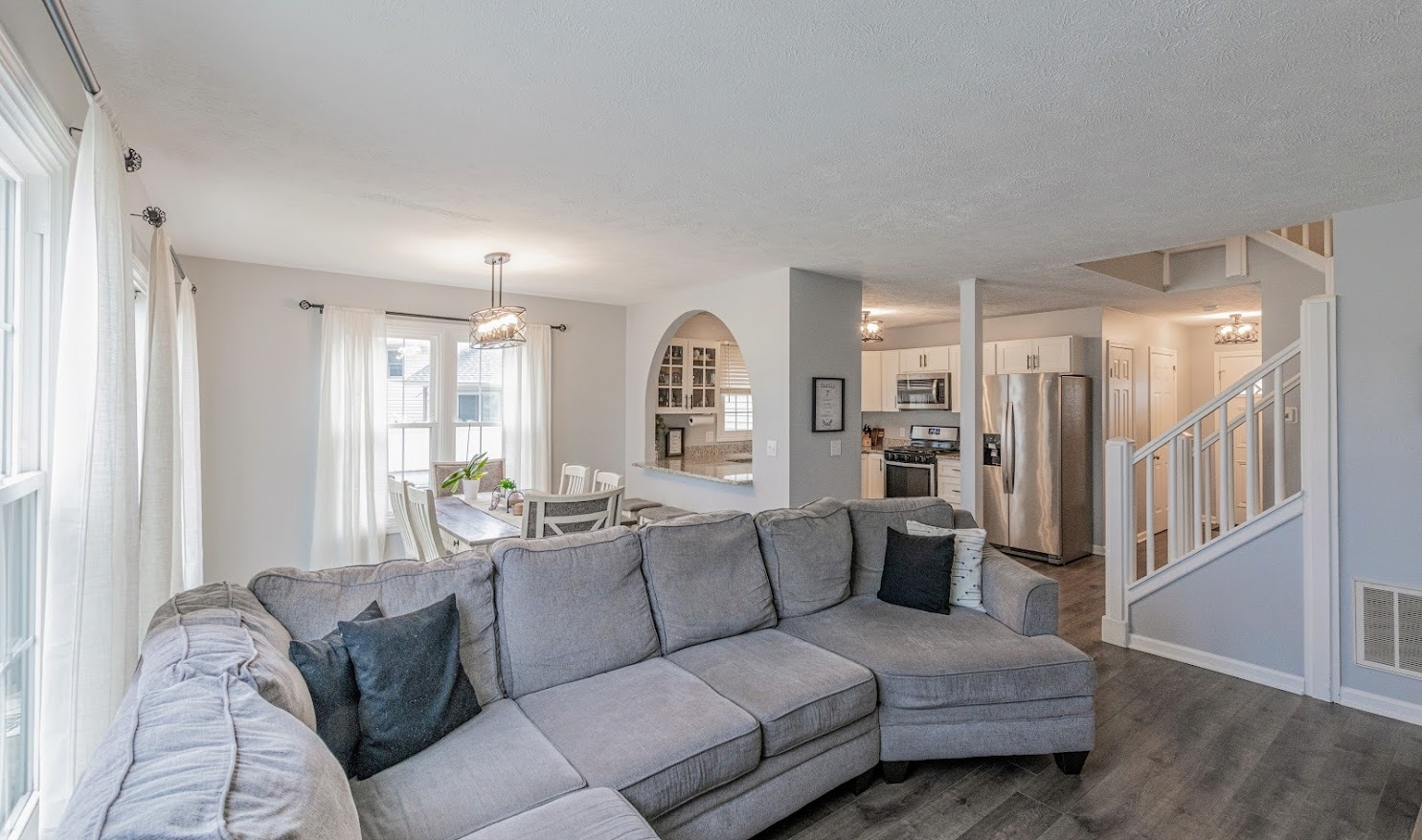 223 Huntington Court, Shorewood, IL 60404