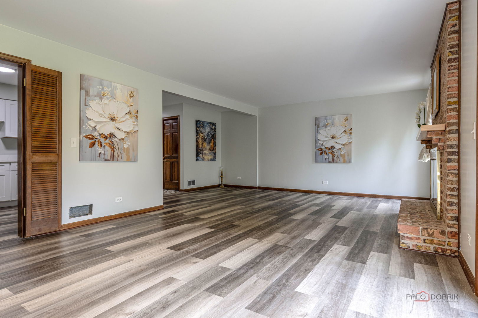 851 Sutton Court, Lincolnshire, IL 60069