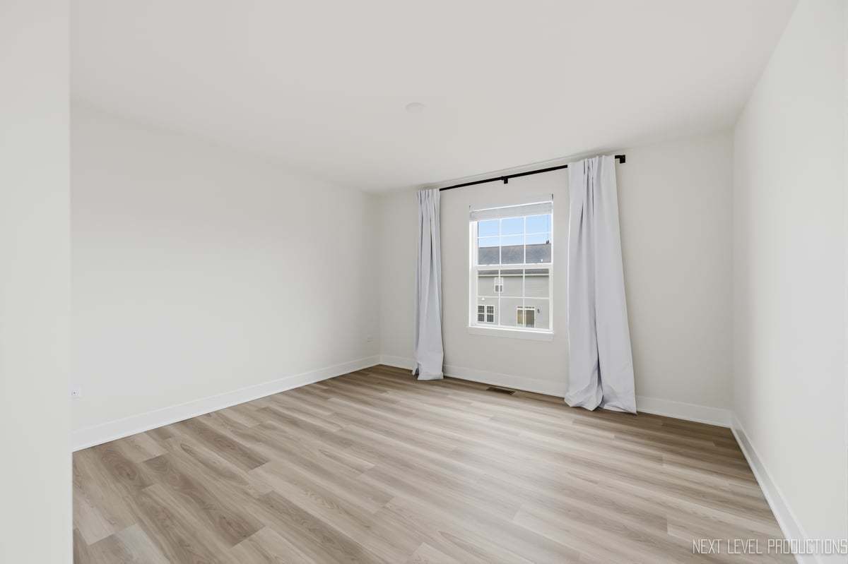 12513 S Willowgate Lane, Plainfield, IL 60585