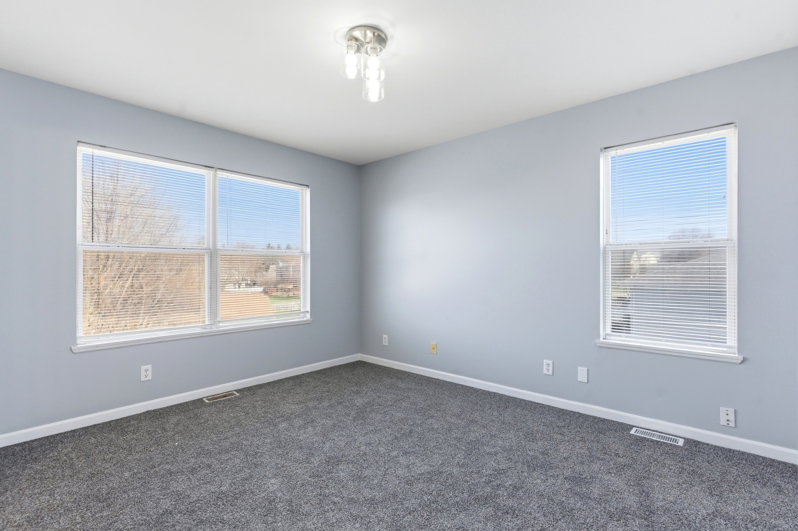 1824 B Country Hills Drive #B, Yorkville, IL 60560