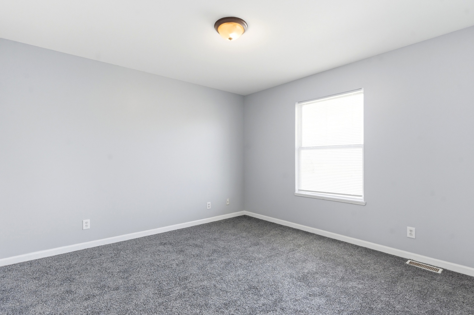 1824 B Country Hills Drive #B, Yorkville, IL 60560