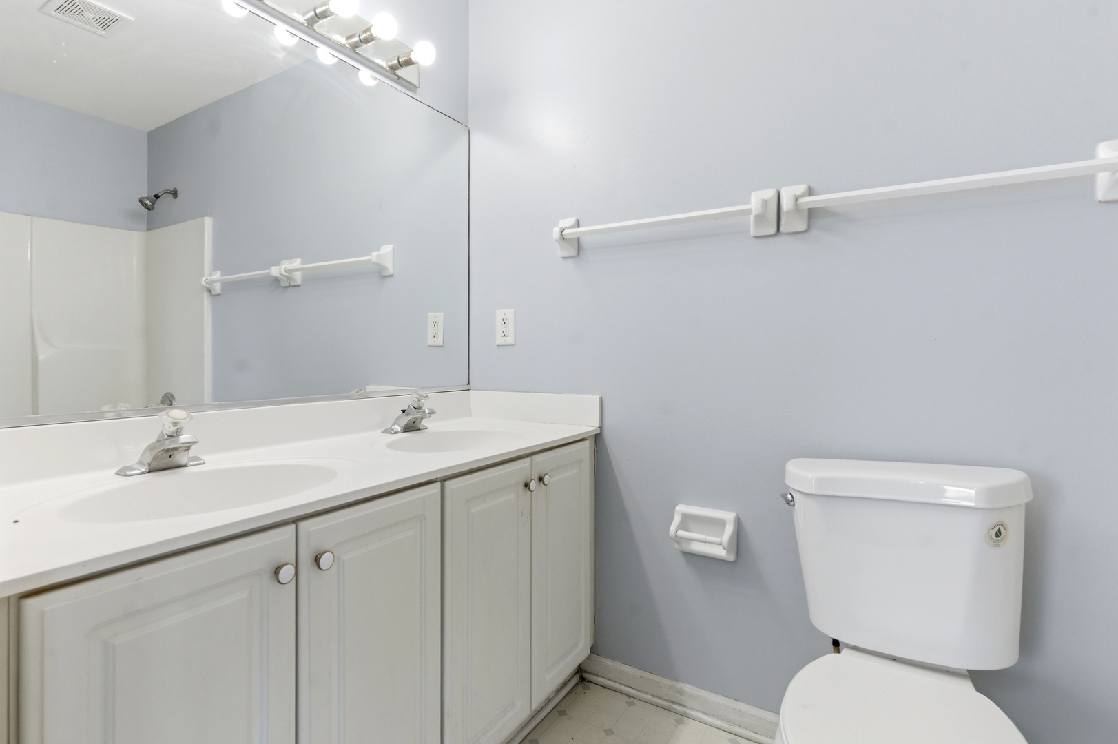 1824 B Country Hills Drive #B, Yorkville, IL 60560