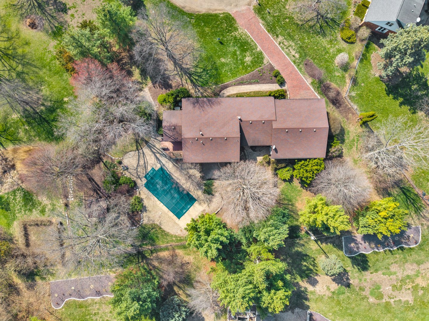 19042 Whisper Lane, Bloomington, IL 61705