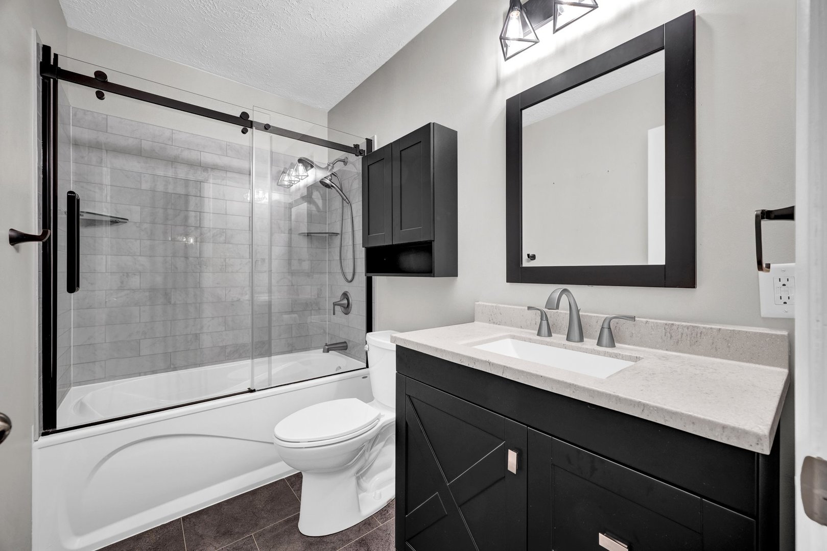 19042 Whisper Lane, Bloomington, IL 61705