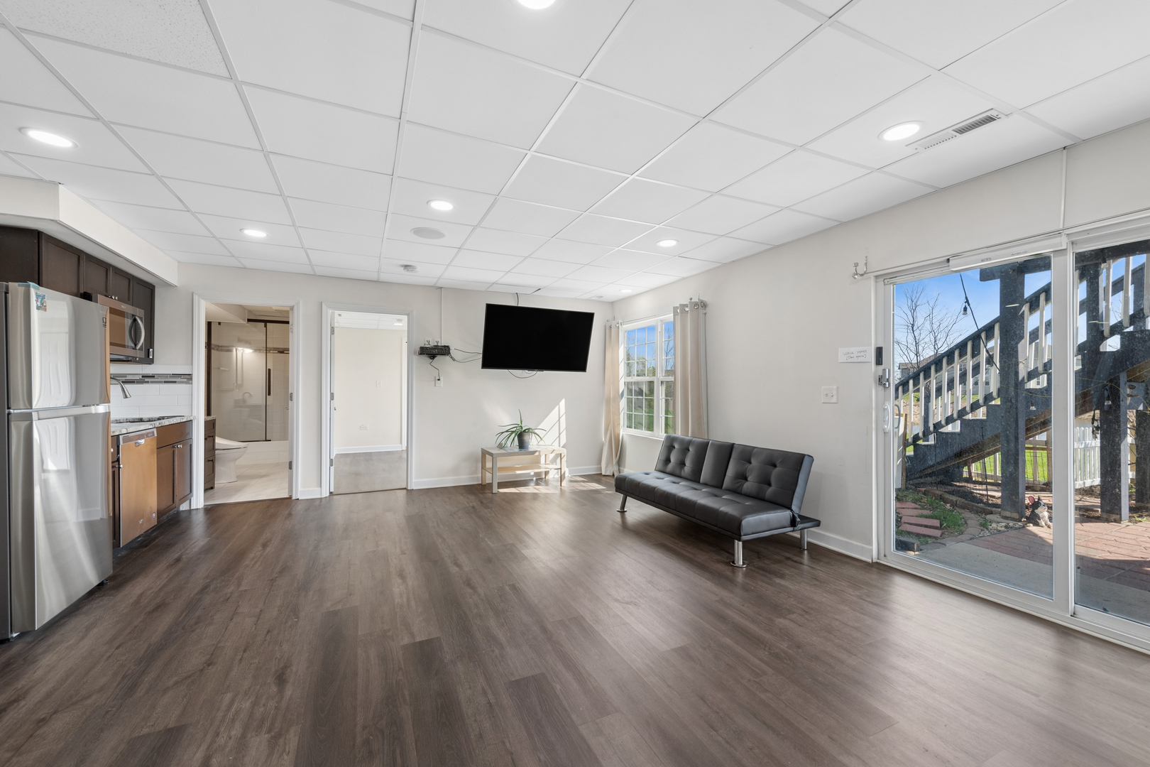 24 BEVERLY Lane, Hawthorn Woods, IL 60047