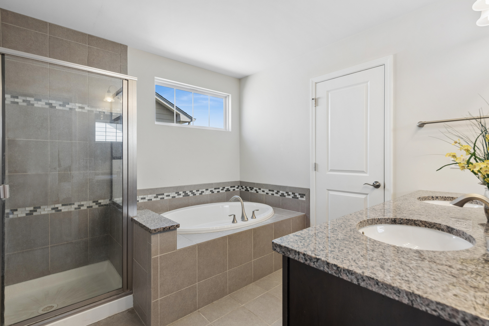 24 BEVERLY Lane, Hawthorn Woods, IL 60047