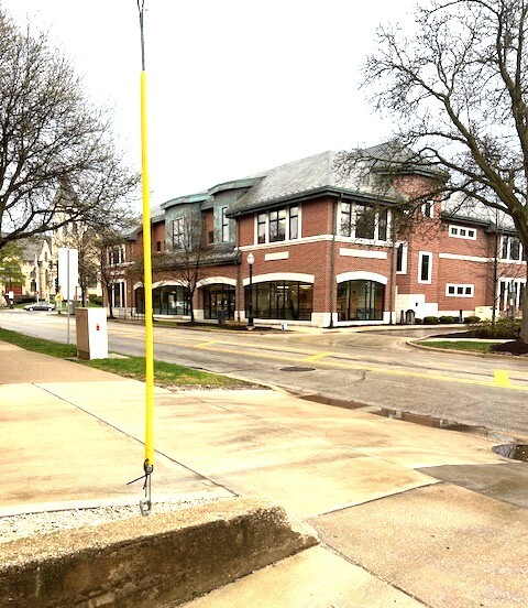 33 S Madison Avenue #1B, La Grange, IL 60525