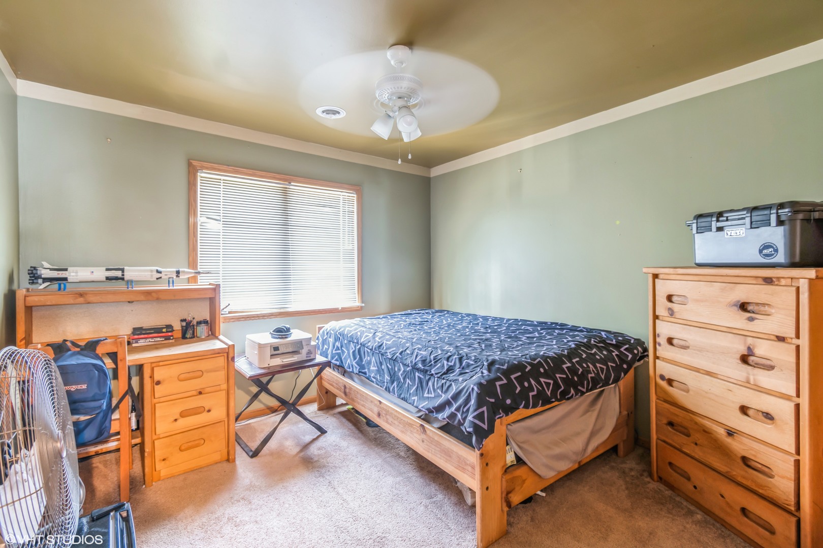 17406 Lathrop Avenue, Hazel Crest, IL 60429