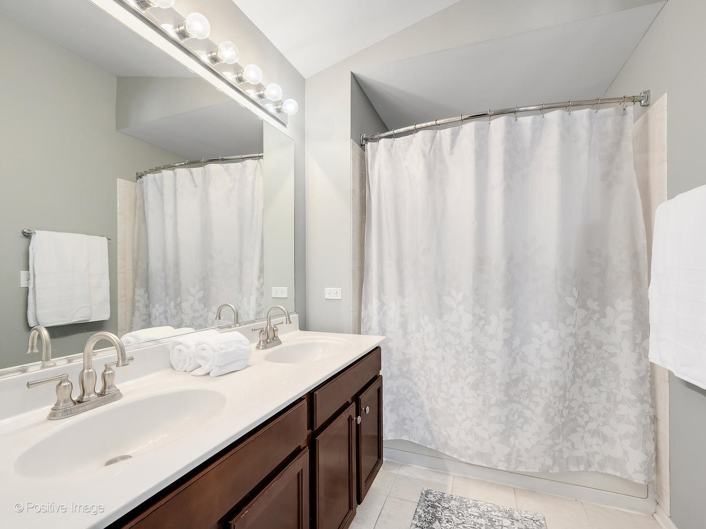 16429 Newcastle Way, Lockport, IL 60441