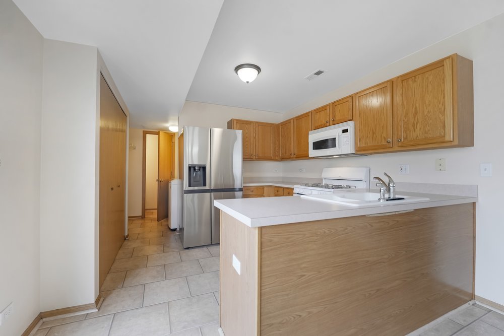 900 Symphony Drive, Aurora, IL 60504