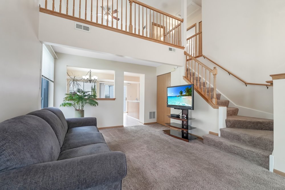 900 Symphony Drive, Aurora, IL 60504