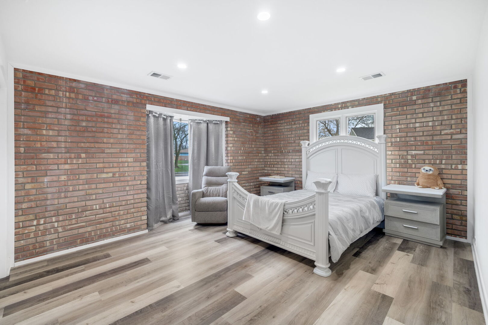 4 Waverly Court, Park Forest, IL 60466