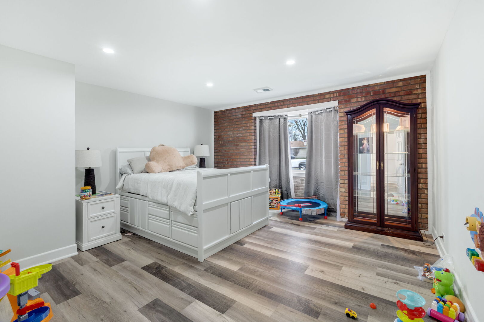 4 Waverly Court, Park Forest, IL 60466