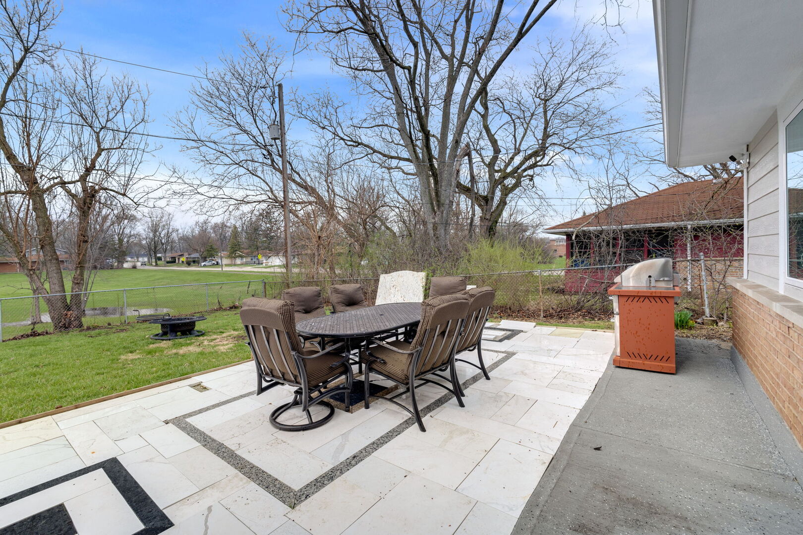 4 Waverly Court, Park Forest, IL 60466