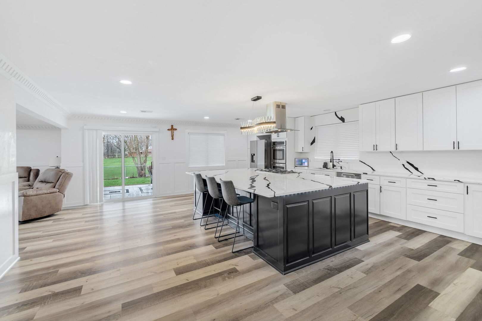 4 Waverly Court, Park Forest, IL 60466