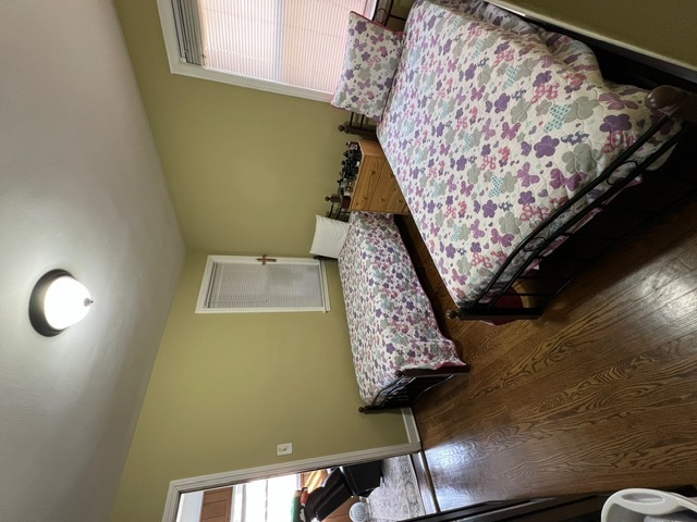 4952 HULL Street #2E, Skokie, IL 60077