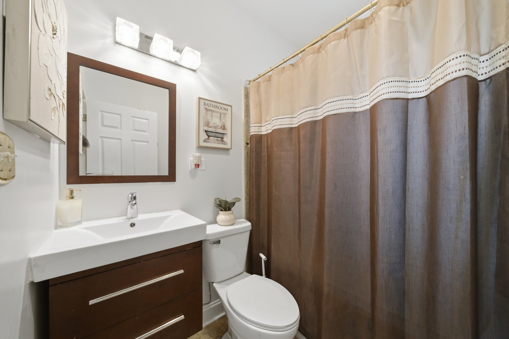 1253 S Tripp Avenue, Chicago, IL 60623