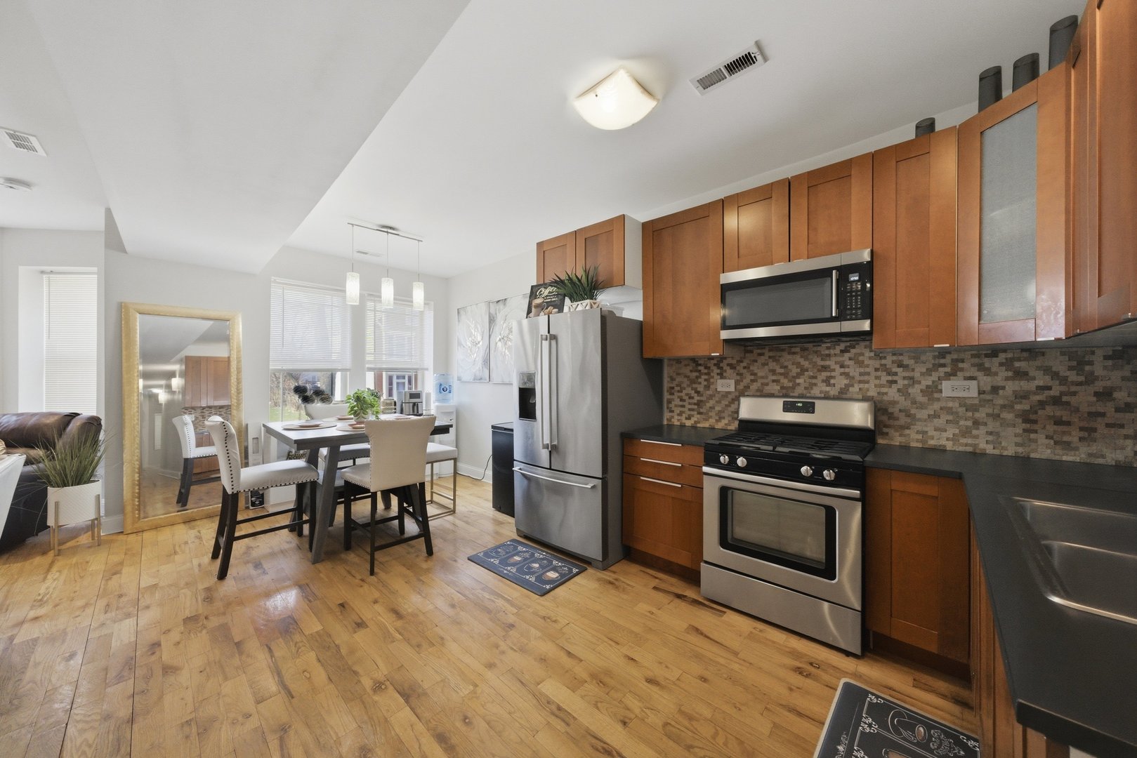 1253 S Tripp Avenue, Chicago, IL 60623